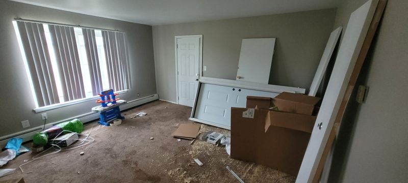 Living room before renovation