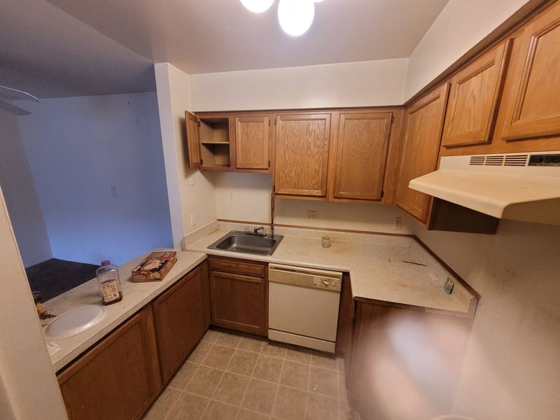 Wade Manor, Inkster · unit kitchen before renovation